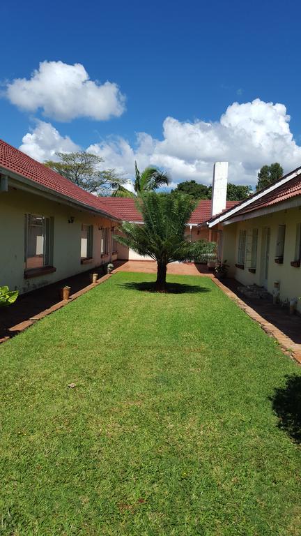 Palm Villa Harare Exterior foto